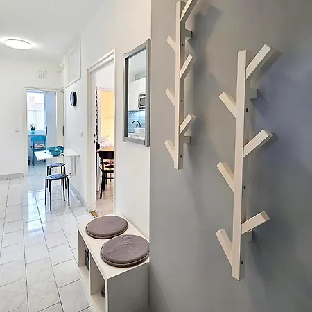 Market Apartman *