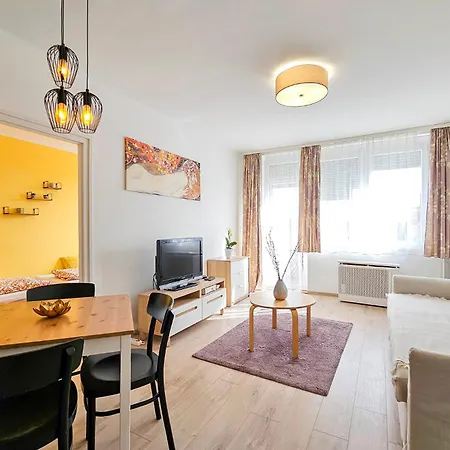 Apartament Market